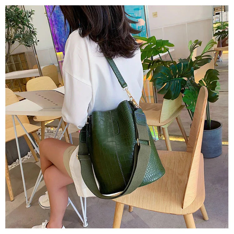 Crocodile Crossbody Bag For Women Bucket Shoulder Bag Large Capacity Brand Designer Women Handbag PU Leather Female Bolsos Mujer