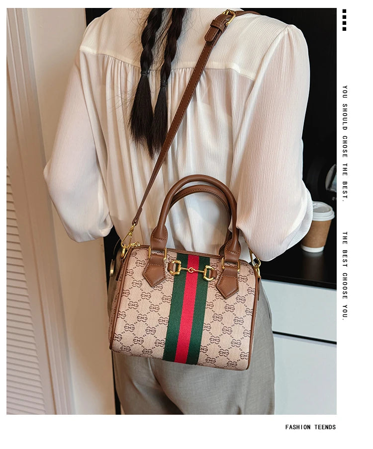 High Fashion Leather Crossbody Bag For Women Shoulder Messenger Tote By Famous Designer Luxury Brand Elegant Mom' Bag