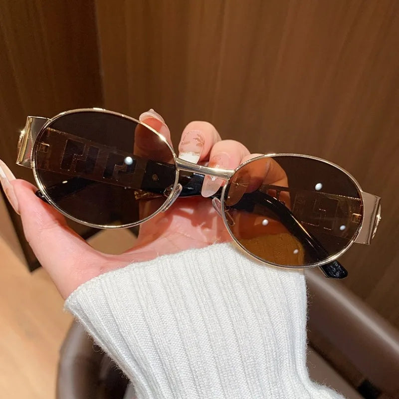 Luxury Metal Brand Sunglasses for Men and Women Unisex Designer Fashion Glasses Oval Ladies Vintage Eyewear Shades
