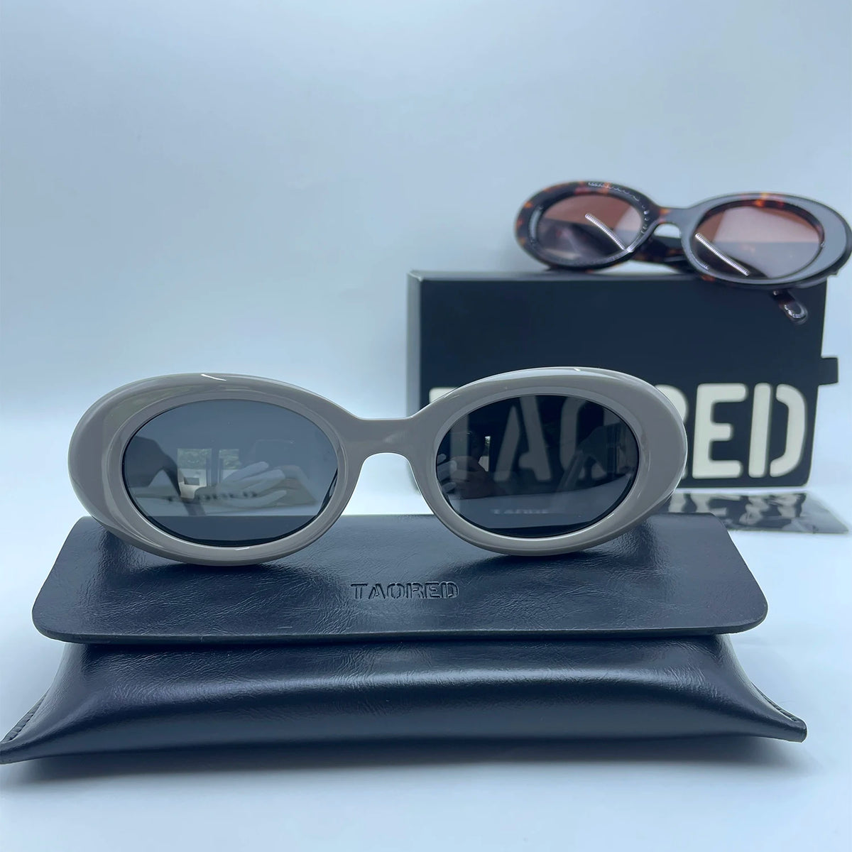 Vintage Design Fashion Oval Sunglasses 2026 UV400 Premium Protection Luxury Eyewear for Men And Women