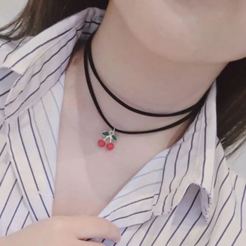 Black Minimalist Choker Necklace with Pendant for Women, Vintage Boho Statement Necklace, Gift Wedding Party Casual Chic Trendy