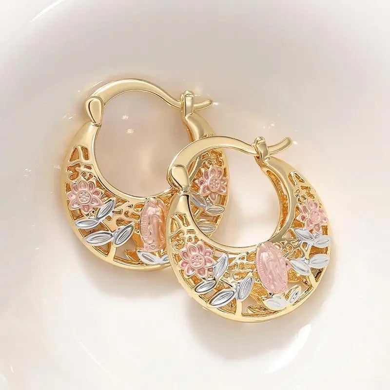 Elegant Carved Hollow Hoop Earrings Exquisite Accessories For Women Jewelry For Holiday Weddings Jewelry Gift Accessories
