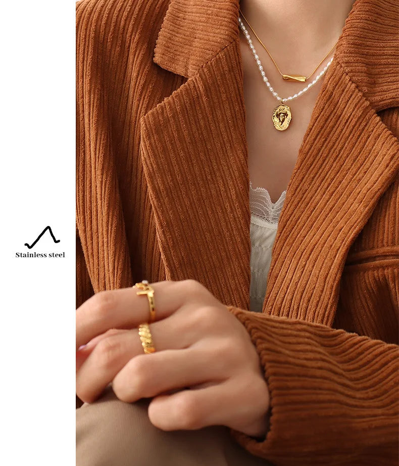 Minimalist Stainless Steel Necklace For Women 18K Gold Plated No Tarnish Waterproof Women's Spiral Pendant Neck Chain Necklaces