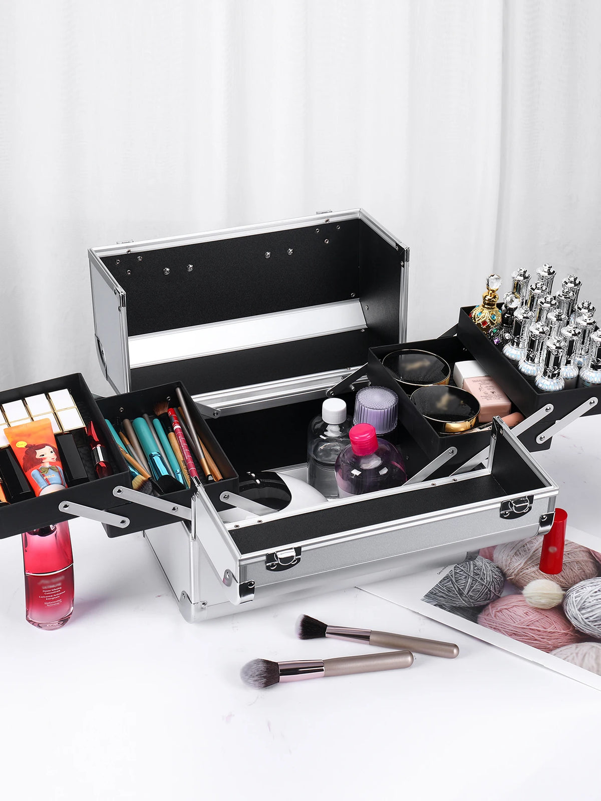 Makeup Case Cosmetic Organizer Case Extra Large 12 Inch 6 Trays Portable Makeup Organizer Case Make Up Carrying Box