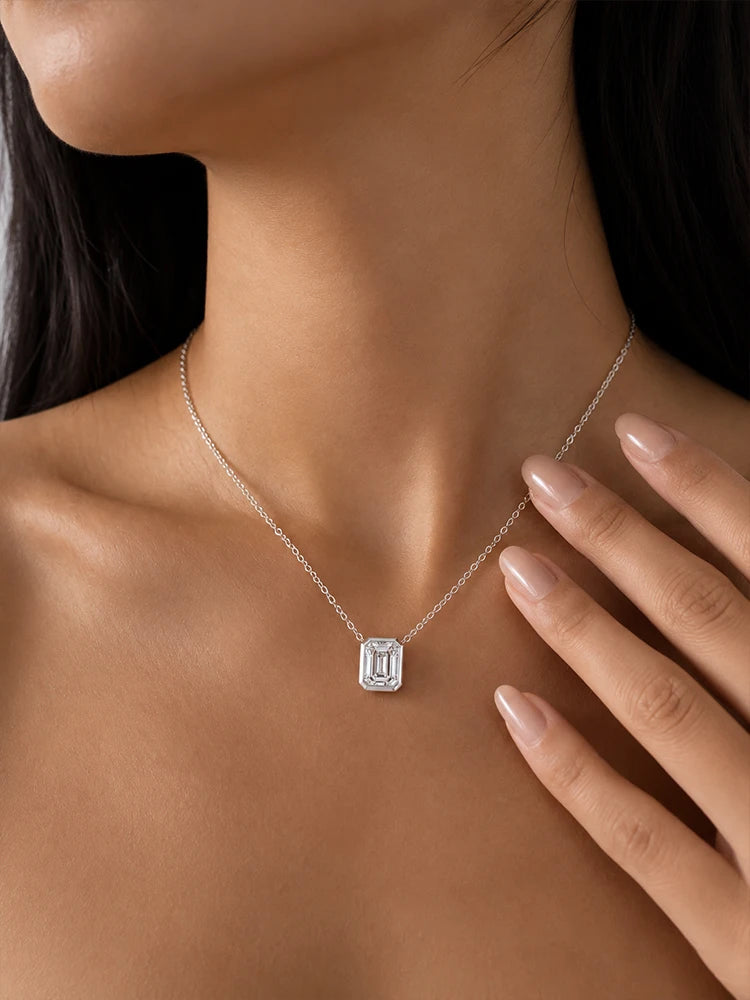 A Minimalist, Stylish, and Elegant 925 Silver Necklace for Women, Featuring A 1-Carat Rectangular Bezel-Set Moissanite.
