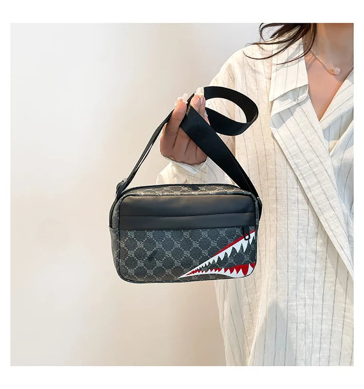 Women Stylish Crossbody Bag, Modern Geometric Pattern, Black Brown Versatile Design, Daily Commute, Casual Outings Messenger Bag