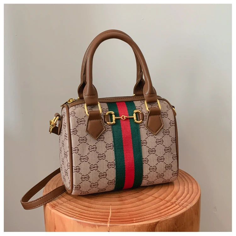 High Fashion Leather Crossbody Bag For Women Shoulder Messenger Tote By Famous Designer Luxury Brand Elegant Mom' Bag