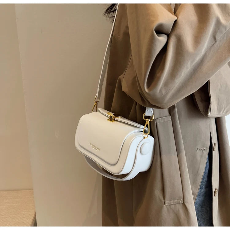 Classic Black Shoulder Bag Women's Versatile Retro Crossbody Square Bags 2025 New Large Capacity Textured Leather Flap Handbags