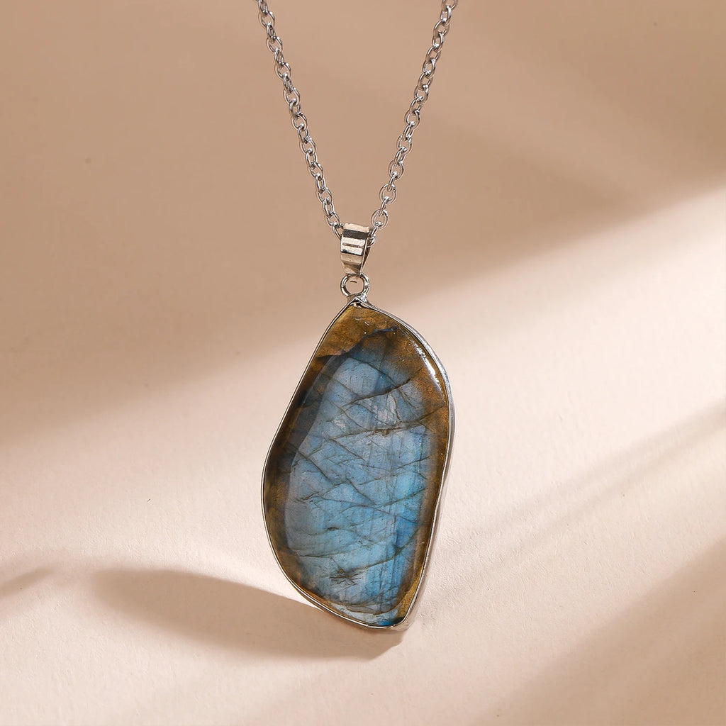 Minimalist Trendy Necklace Natural Gemstone Pendant Irregular Labradorite Necklace Silver-Plated Chain Unisex Gift Necklaces