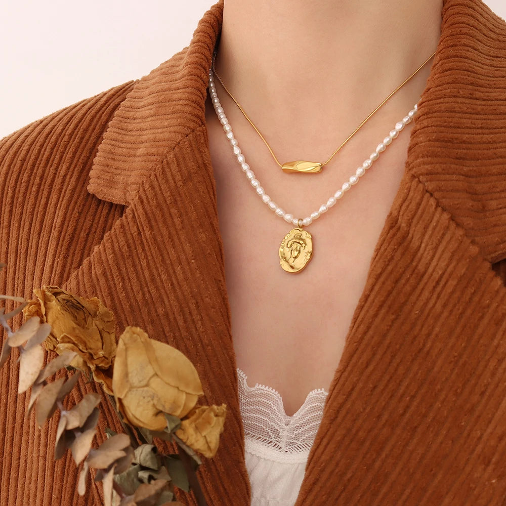 Minimalist Stainless Steel Necklace For Women 18K Gold Plated No Tarnish Waterproof Women's Spiral Pendant Neck Chain Necklaces