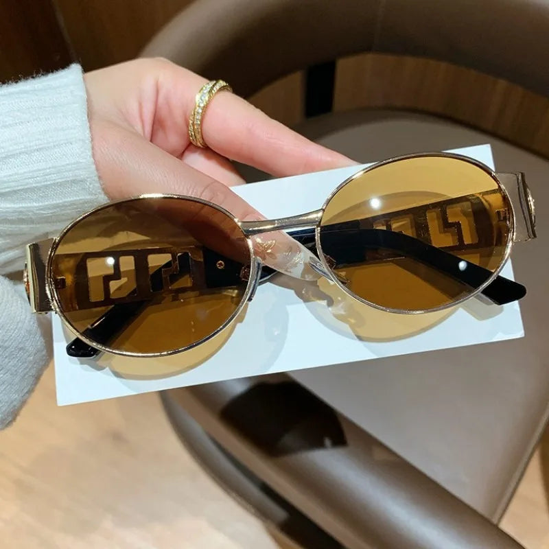 Luxury Metal Brand Sunglasses for Men and Women Unisex Designer Fashion Glasses Oval Ladies Vintage Eyewear Shades