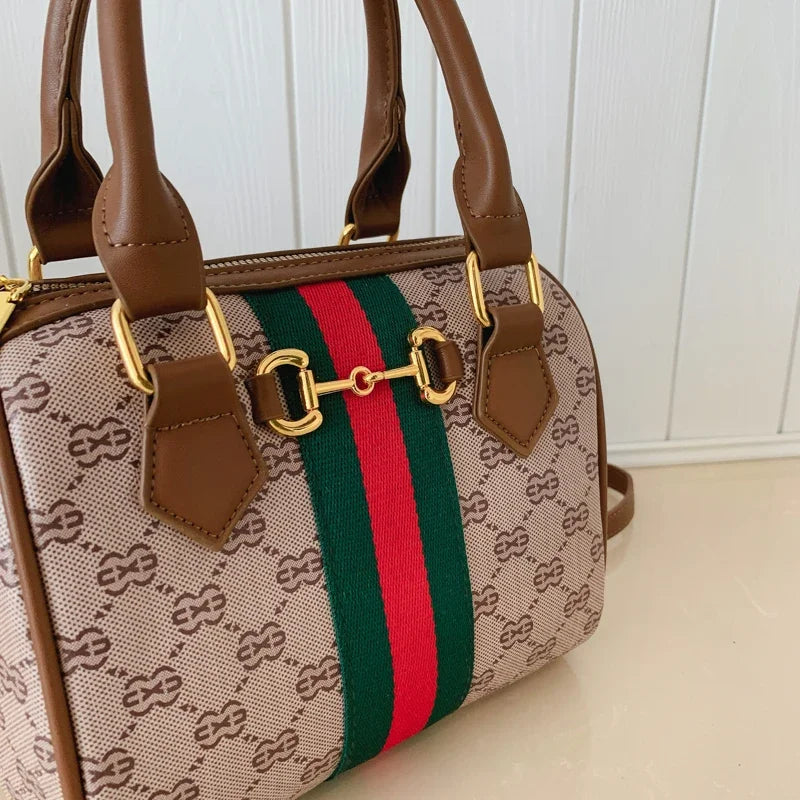 High Fashion Leather Crossbody Bag For Women Shoulder Messenger Tote By Famous Designer Luxury Brand Elegant Mom' Bag