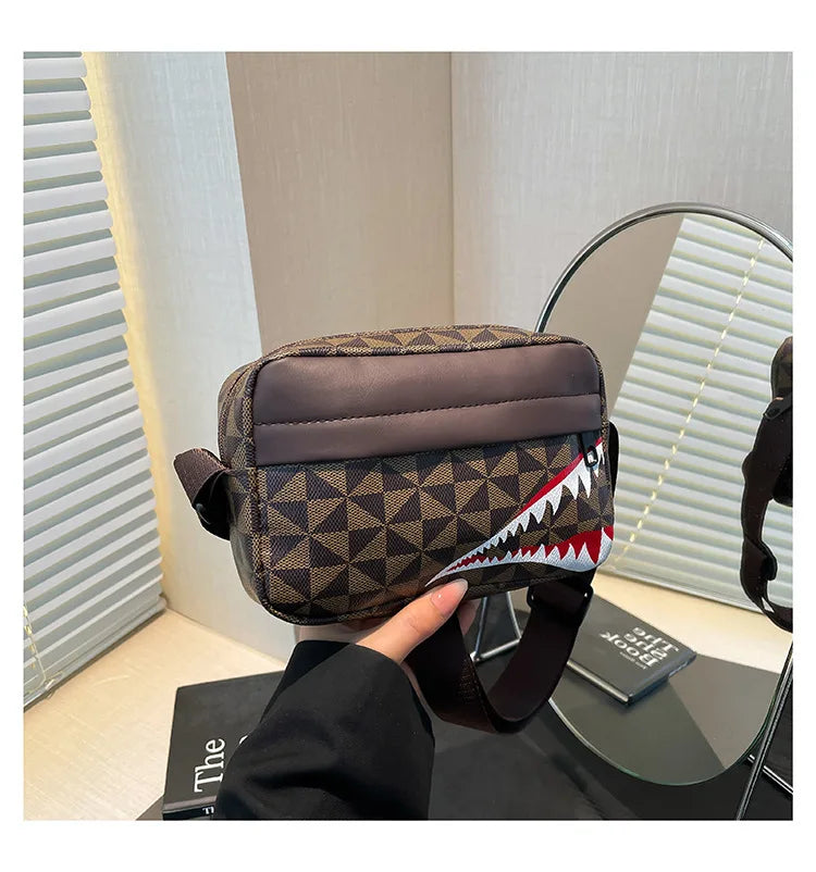 Women Stylish Crossbody Bag, Modern Geometric Pattern, Black Brown Versatile Design, Daily Commute, Casual Outings Messenger Bag