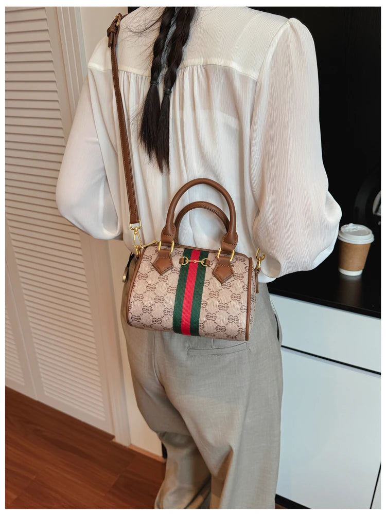 High Fashion Leather Crossbody Bag For Women Shoulder Messenger Tote By Famous Designer Luxury Brand Elegant Mom' Bag