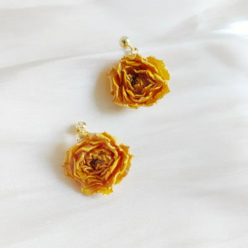 Multicolor Immortal Rose Flower Earrings Elegant Rose Hoop Earrings Epoxy Resin Natural Rose Dangle Earrings Custom Packaging