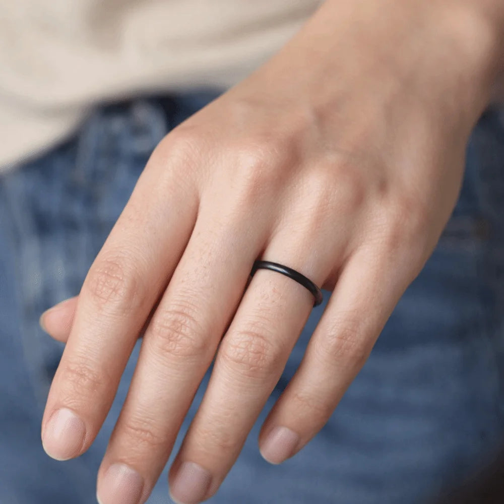 Durable Stackable Plain Band Rings 2MM Twist Design Thin Rings Minimalist Style Smooth Titanium Steel Rings Party Jewelry