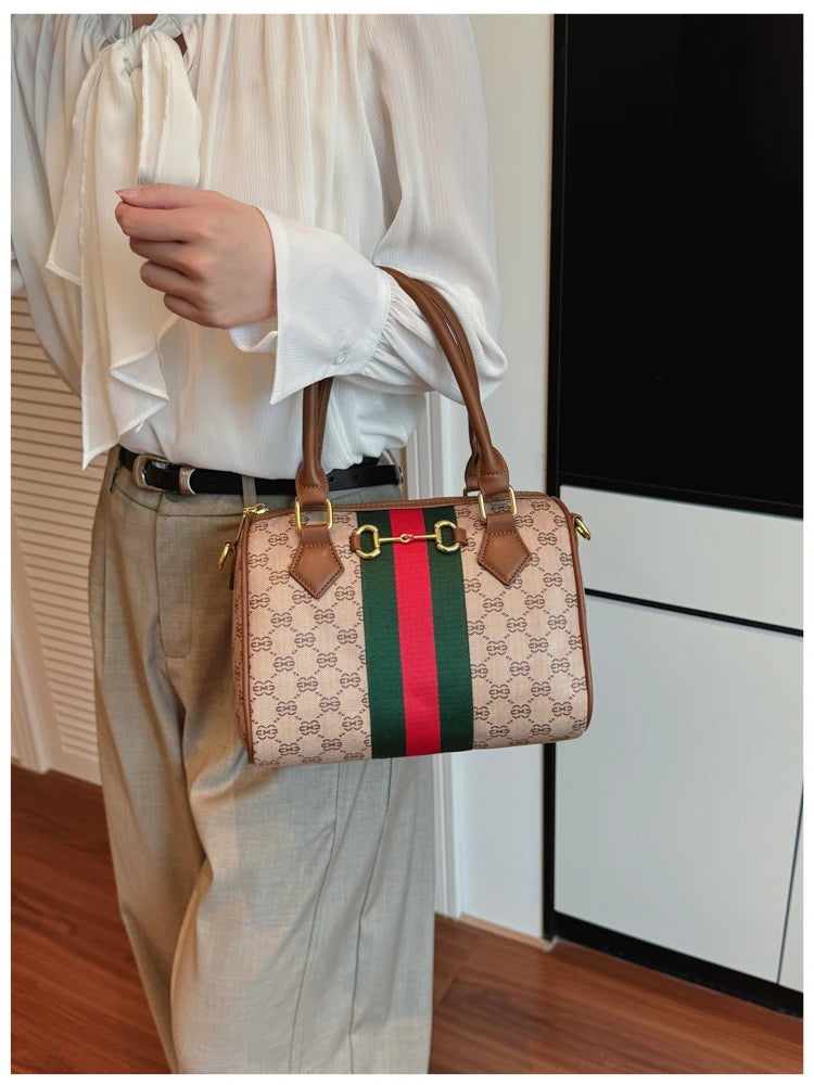 High Fashion Leather Crossbody Bag For Women Shoulder Messenger Tote By Famous Designer Luxury Brand Elegant Mom' Bag