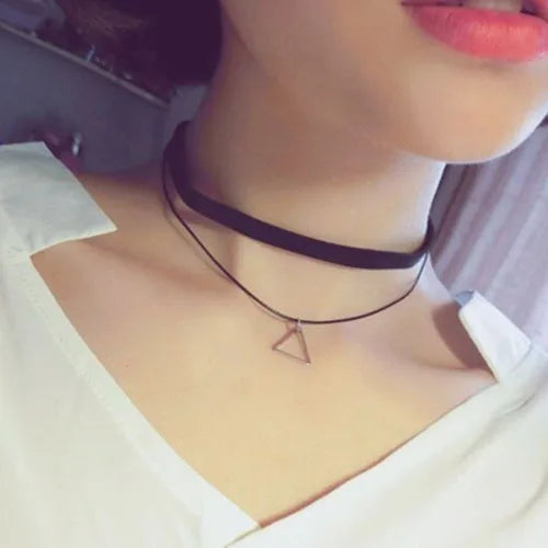 Black Minimalist Choker Necklace with Pendant for Women, Vintage Boho Statement Necklace, Gift Wedding Party Casual Chic Trendy