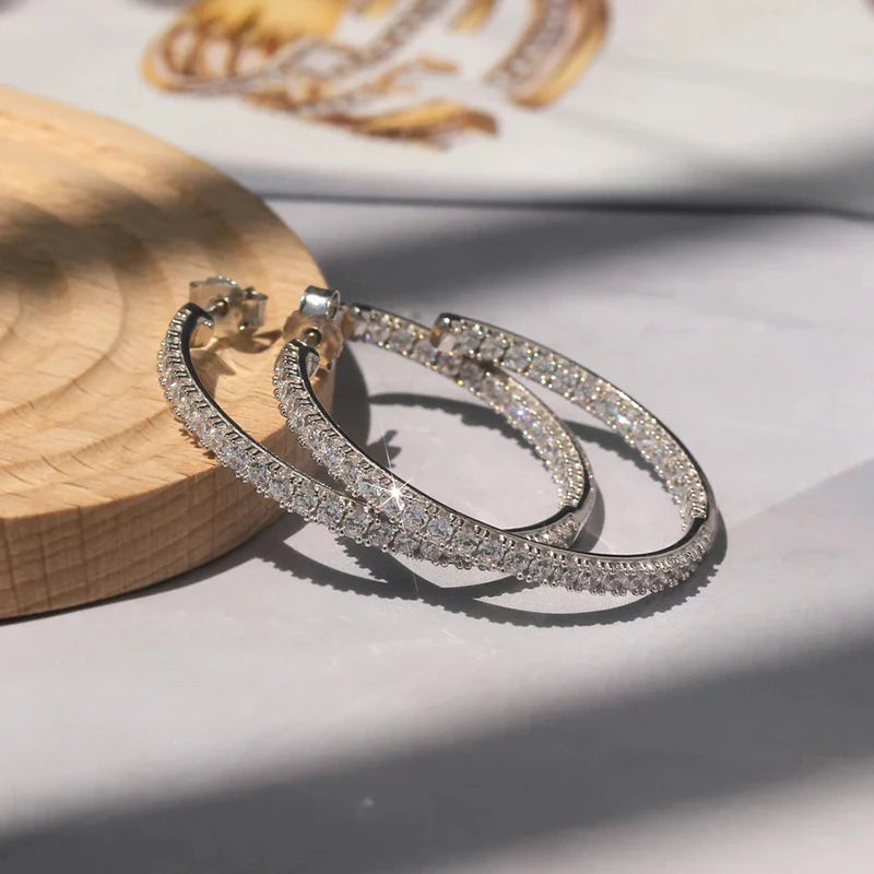 Huitan Thin Circle Design Women Elegant Hoop Earrings for Party Engagement Fashion Lady Accessories Charming Jewelry with CZ