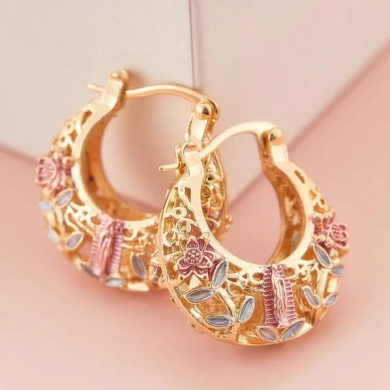 Elegant Carved Hollow Hoop Earrings Exquisite Accessories For Women Jewelry For Holiday Weddings Jewelry Gift Accessories